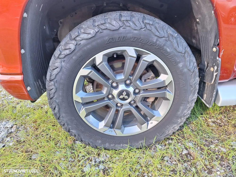 Mitsubishi L200 2.3 DI-D Strakar CD Intense 4WD - 9