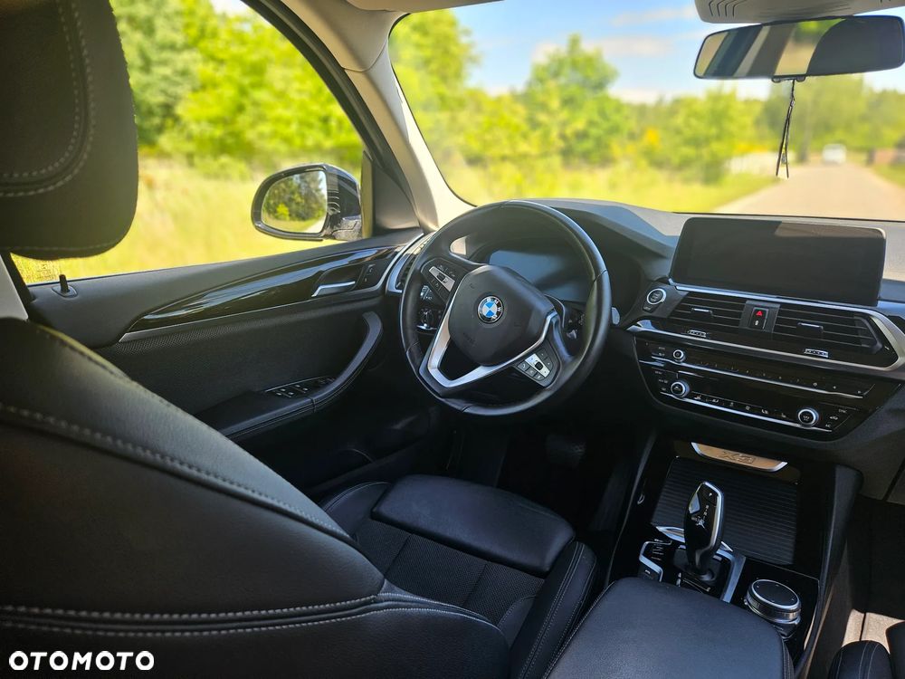 BMW X3 xDrive20i GPF Business Edition - 17