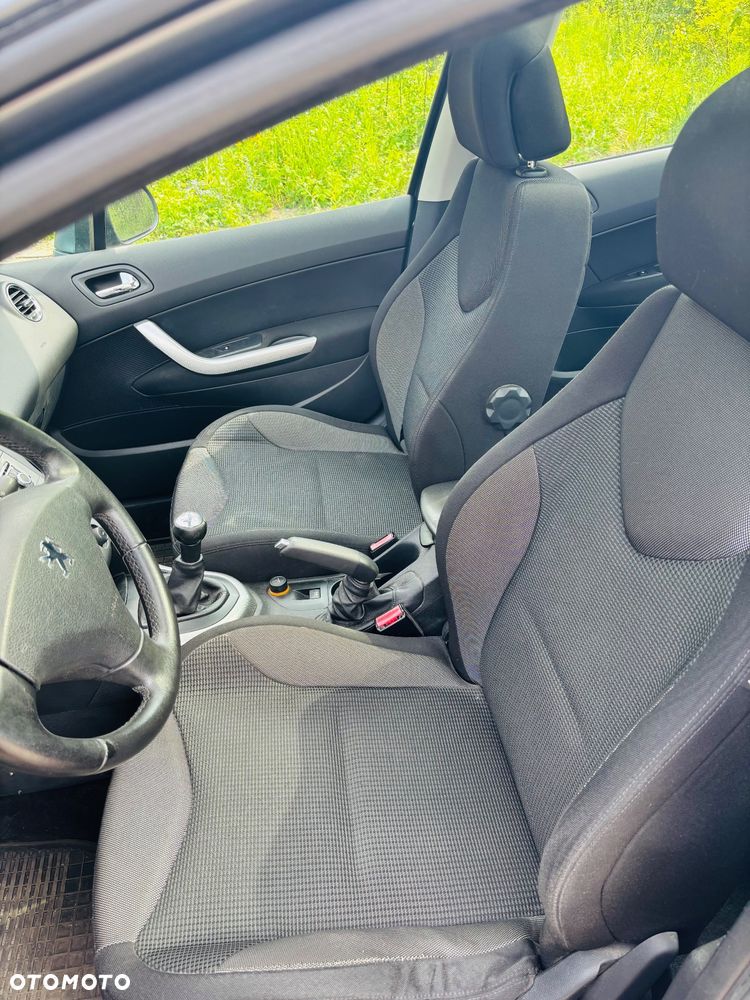 Peugeot 308 1.6 Premium - 11