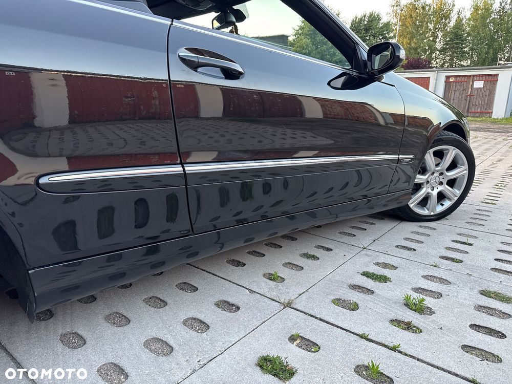 Mercedes-Benz CLK - 32