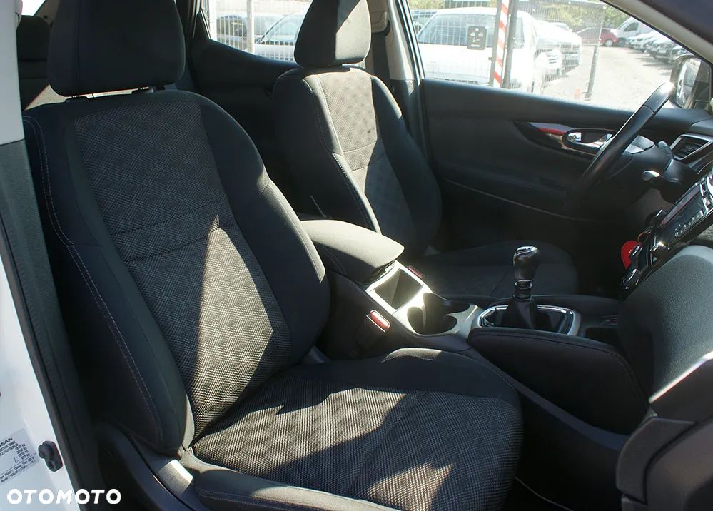 Nissan Qashqai - 15