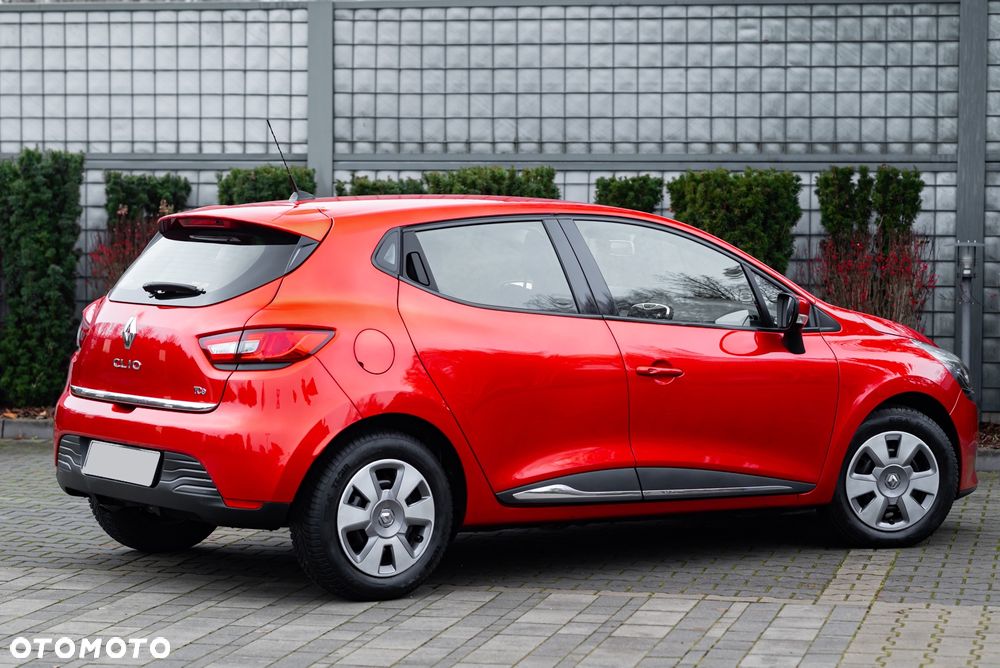 Renault Clio TCe 90 Limited - 11