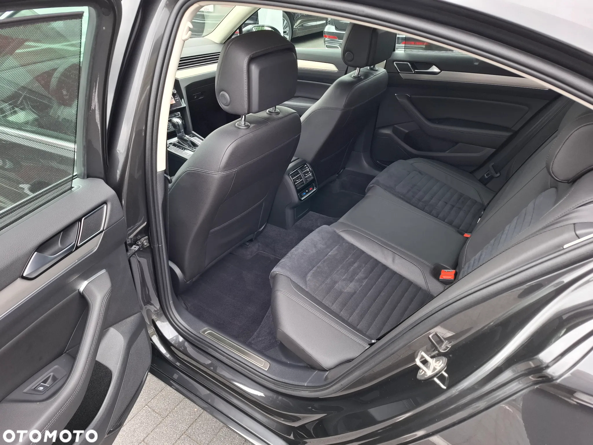Volkswagen Passat 1.8 TSI BMT Highline DSG - 11