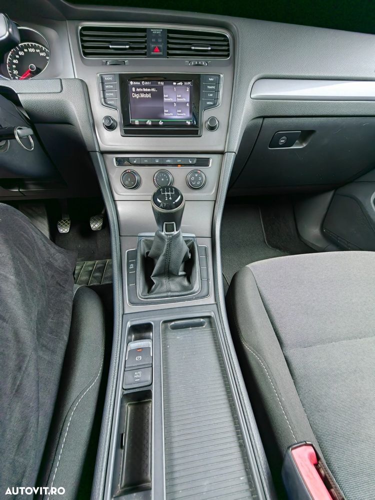 Volkswagen Golf 1.6 TDI 4Motion BMT Highline - 8