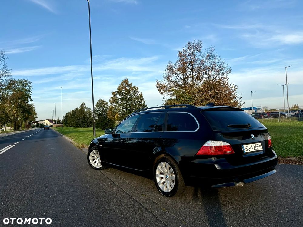 BMW Seria 5 520d Edition Sport - 17