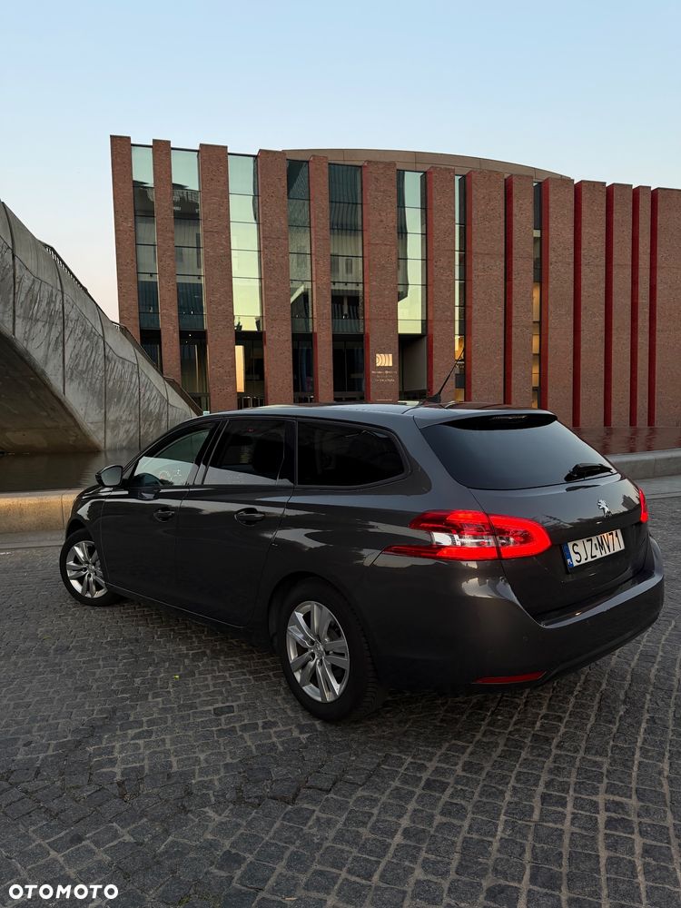 Peugeot 308 1.5 BlueHDi Allure S&S EAT8 - 10