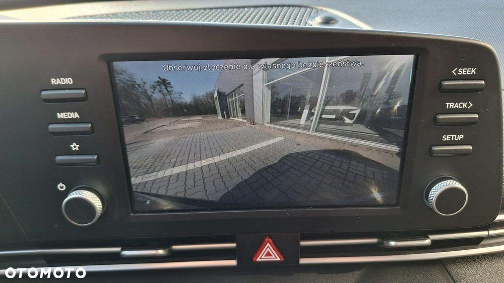 Hyundai Elantra - 21