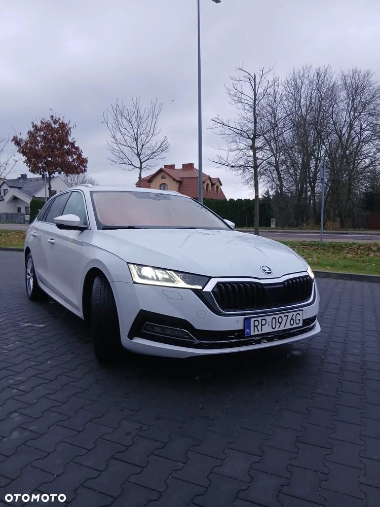 Skoda Octavia 2.0 TDI 4x4 Style DSG - 1