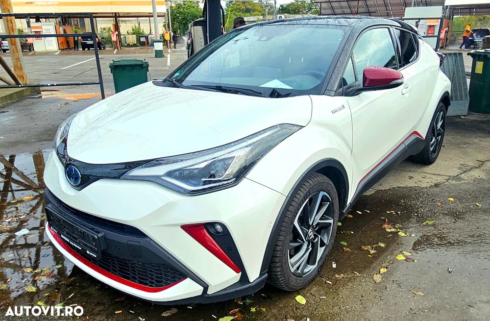 Toyota C-HR 2.0 Hybrid Lounge Premiere - 2