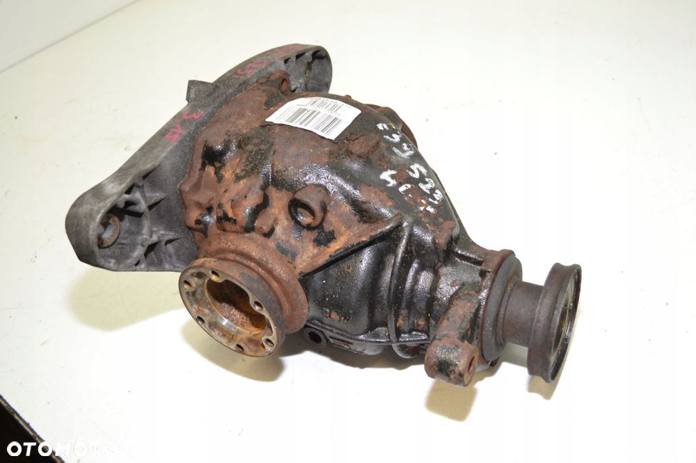 Most dyfer tył tylny BMW 5 e39 523i 525i 1428498 3.15 - 1