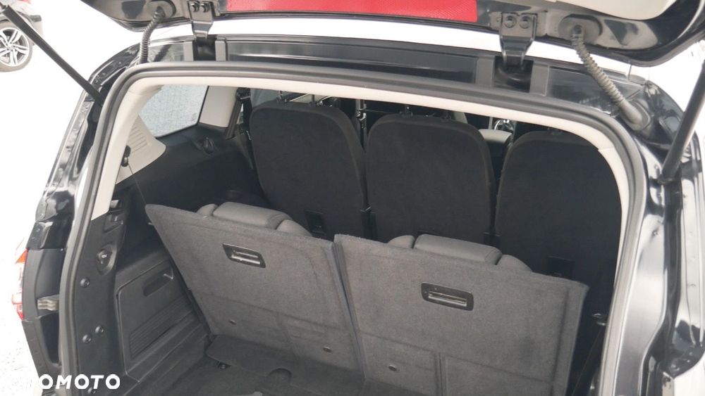 Ford S-Max - 15