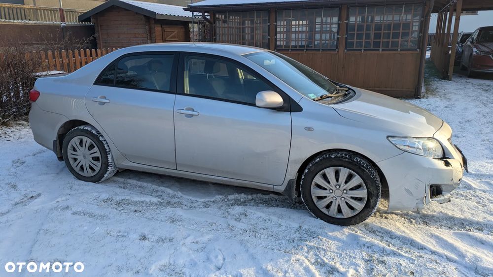 Toyota Corolla 1.4 D-4D Luna - 4