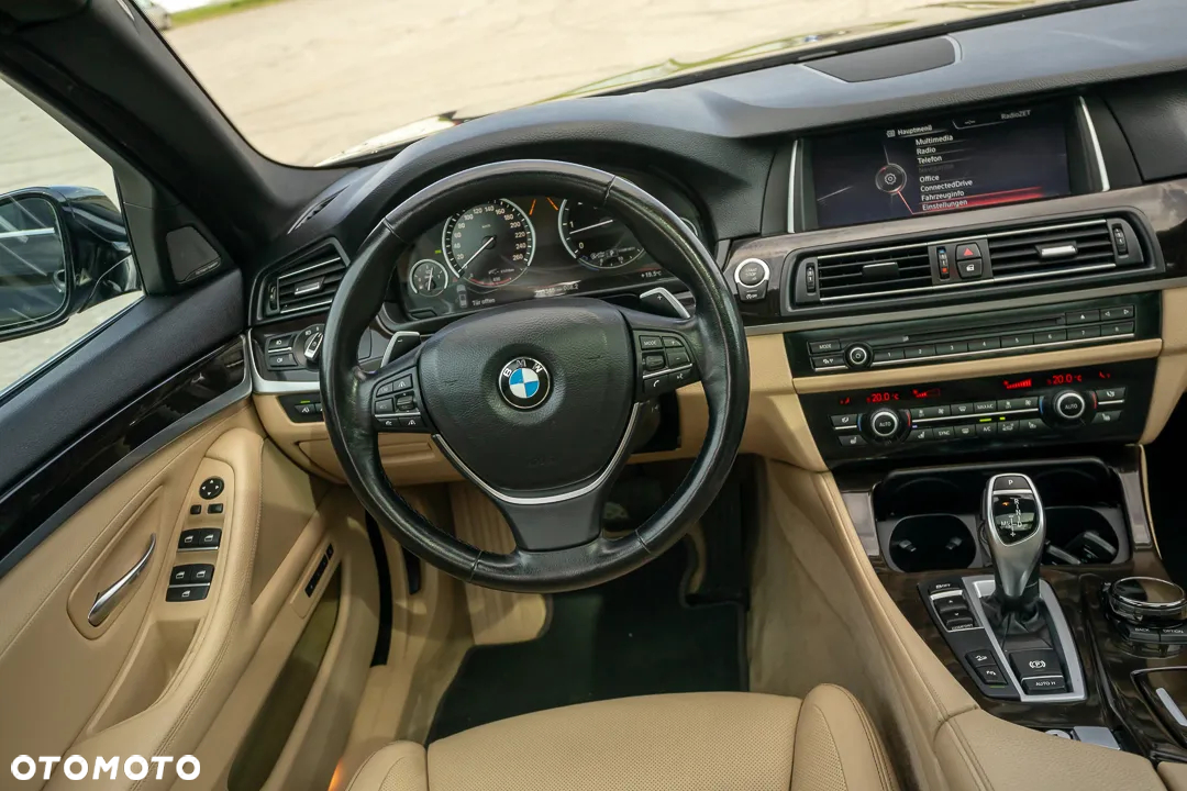 BMW Seria 5 530d xDrive Luxury Line - 40