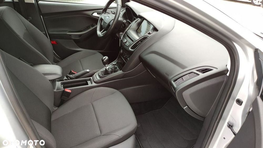 Ford Focus 1.5 EcoBlue Start-Stopp-System ACTIVE - 6