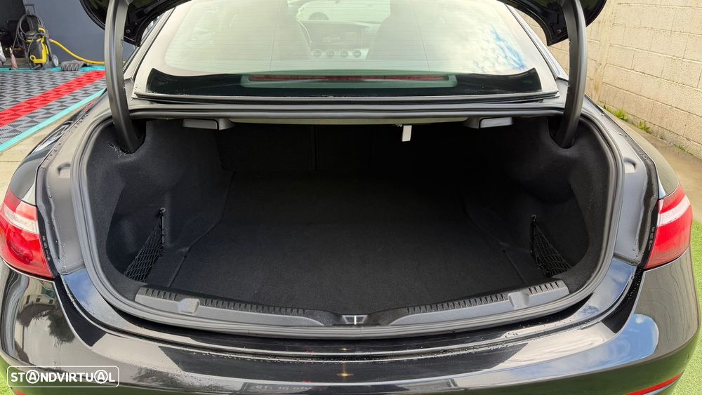 Mercedes-Benz E 220 d AMG Line - 8