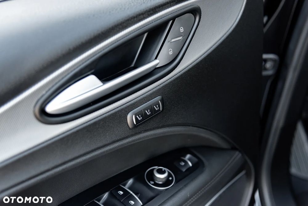 Alfa Romeo Stelvio 2.2 16V AT8-Q4 Executive - 19