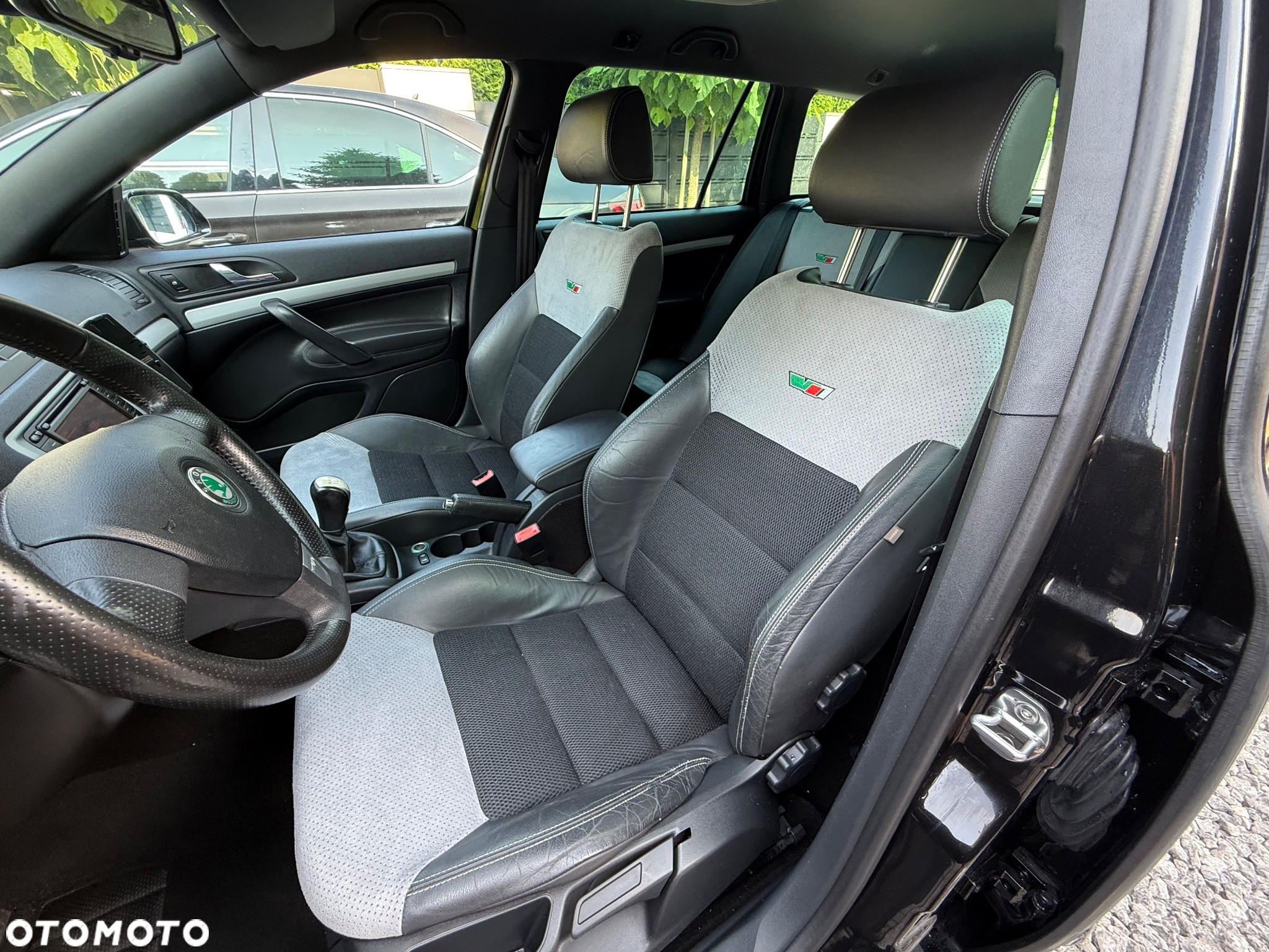 Skoda Octavia 2.0 TFSI RS - 24