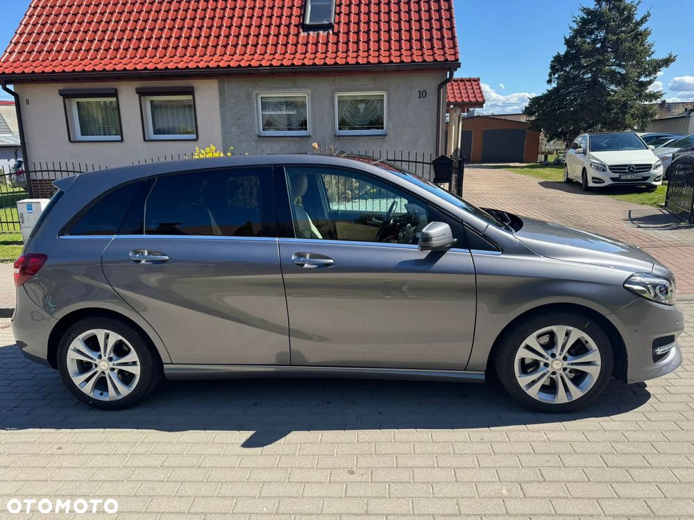 Mercedes-Benz Klasa B 250 4Matic 7G-DCT UrbanStyle Edition - 6