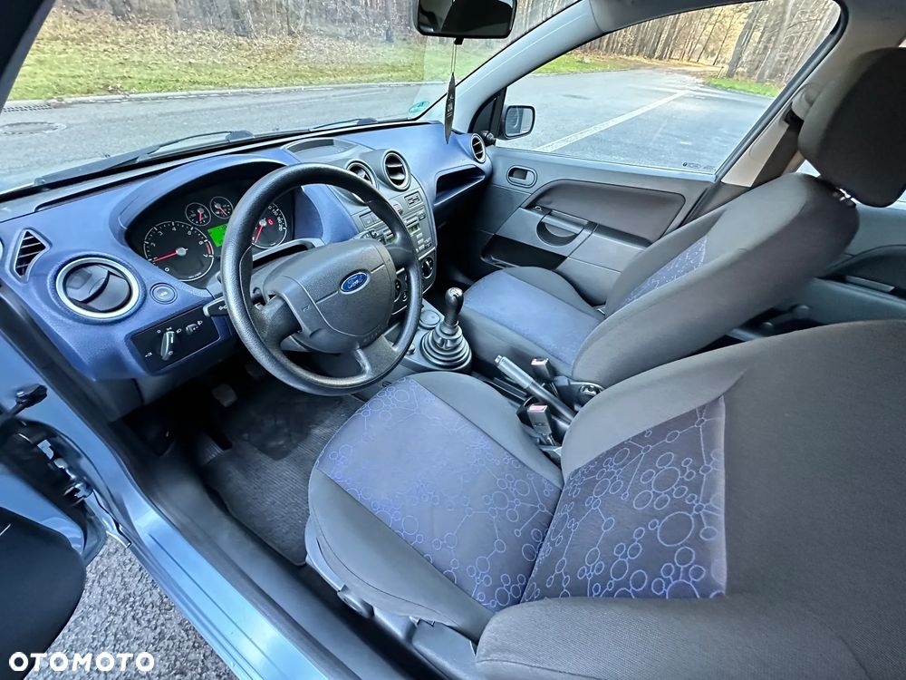 Ford Fiesta 1.3 Silver Magic - 18