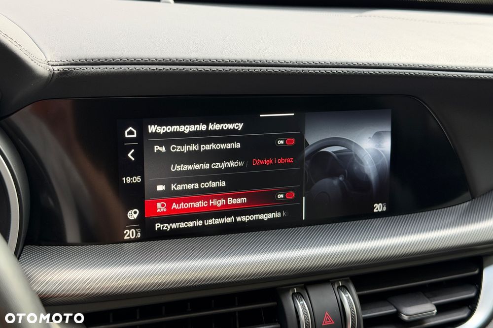 Alfa Romeo Stelvio 2.0 Turbo Veloce Q4 - 19