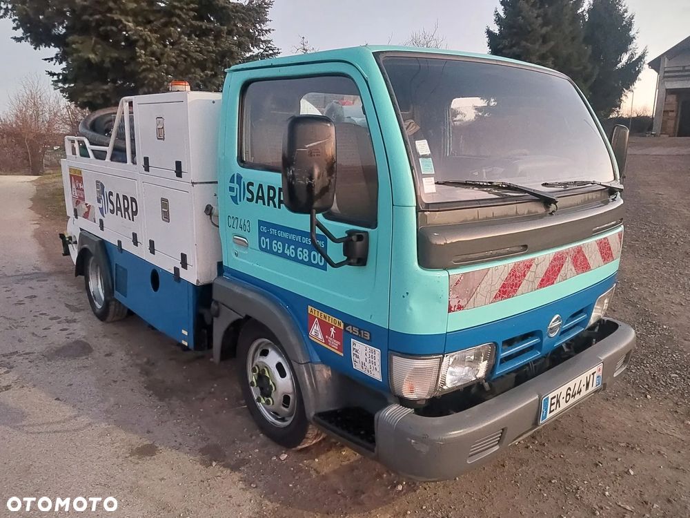 Nissan Cabstar - 25