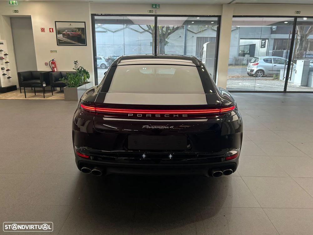 Porsche Panamera 4 E-Hybrid - 5