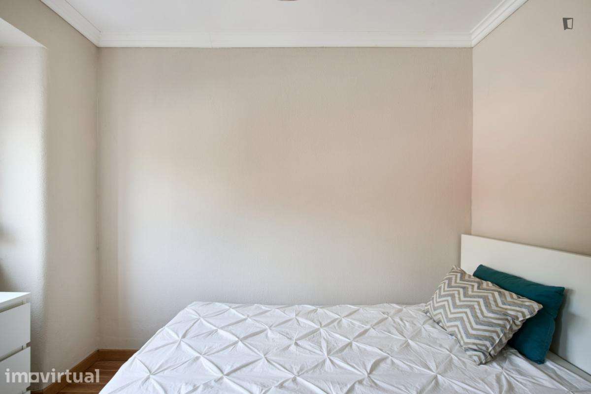 Quarto - localizado em Arroios Lisbon - Grande imagem: 3/14