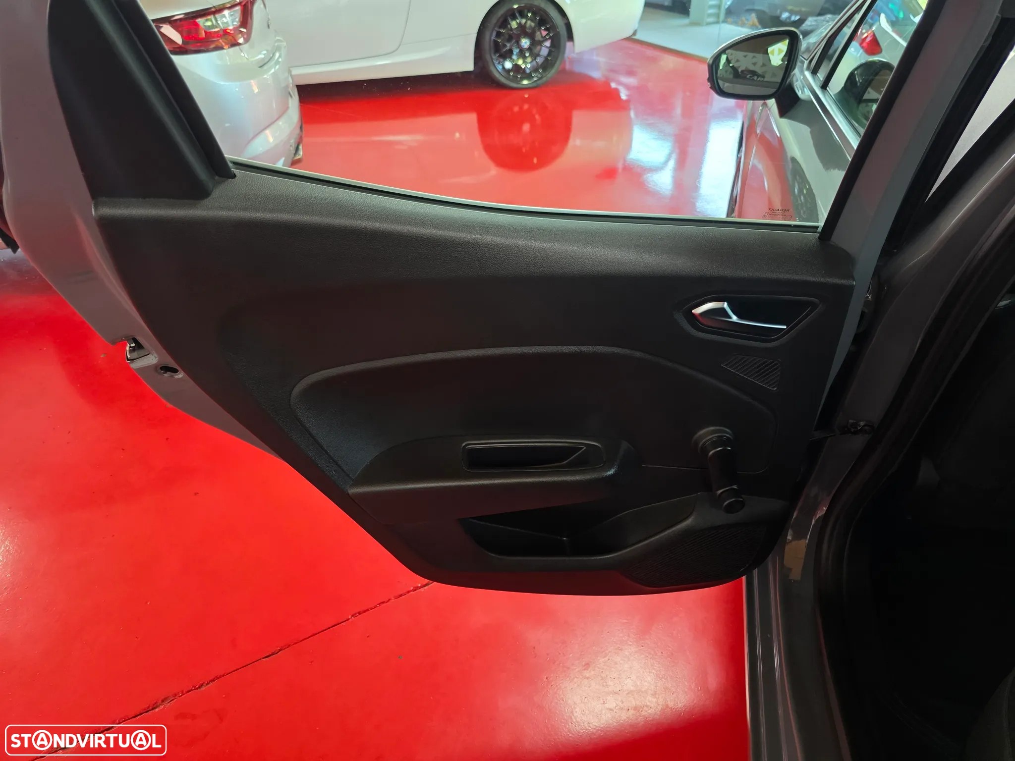 Renault Clio Energy dCi 110 Start & Stop INTENS - 30