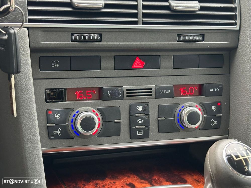 Audi A6 2.0 TDI Exclusive - 13