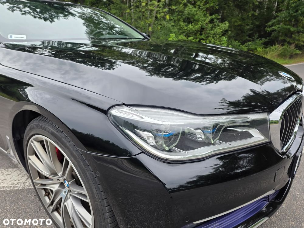 BMW Seria 7 740Li - 4