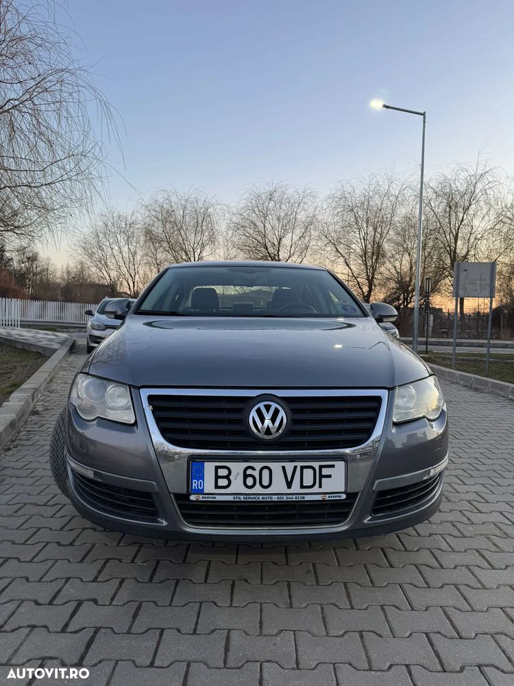 Volkswagen Passat 2.0 TDI Comfortline - 10