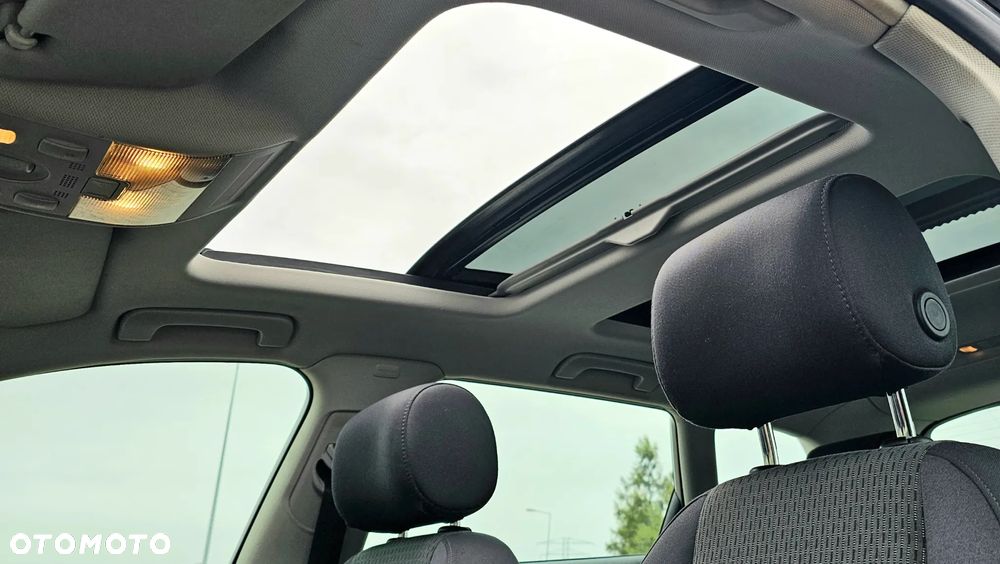 Audi A3 2.0 TDI DPF (DSG) S tronic Ambition - 14