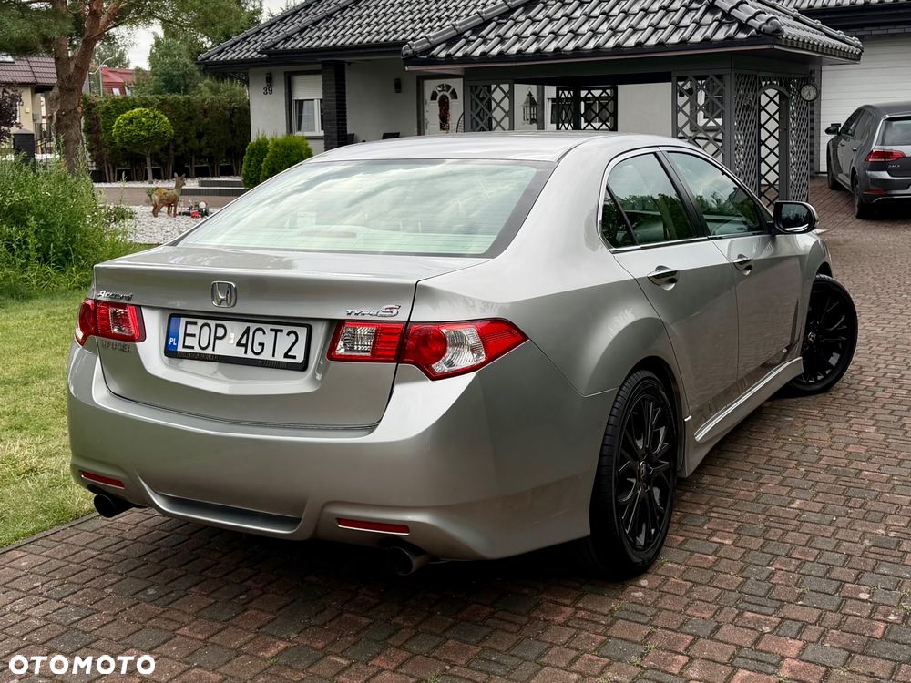 Honda Accord - 4