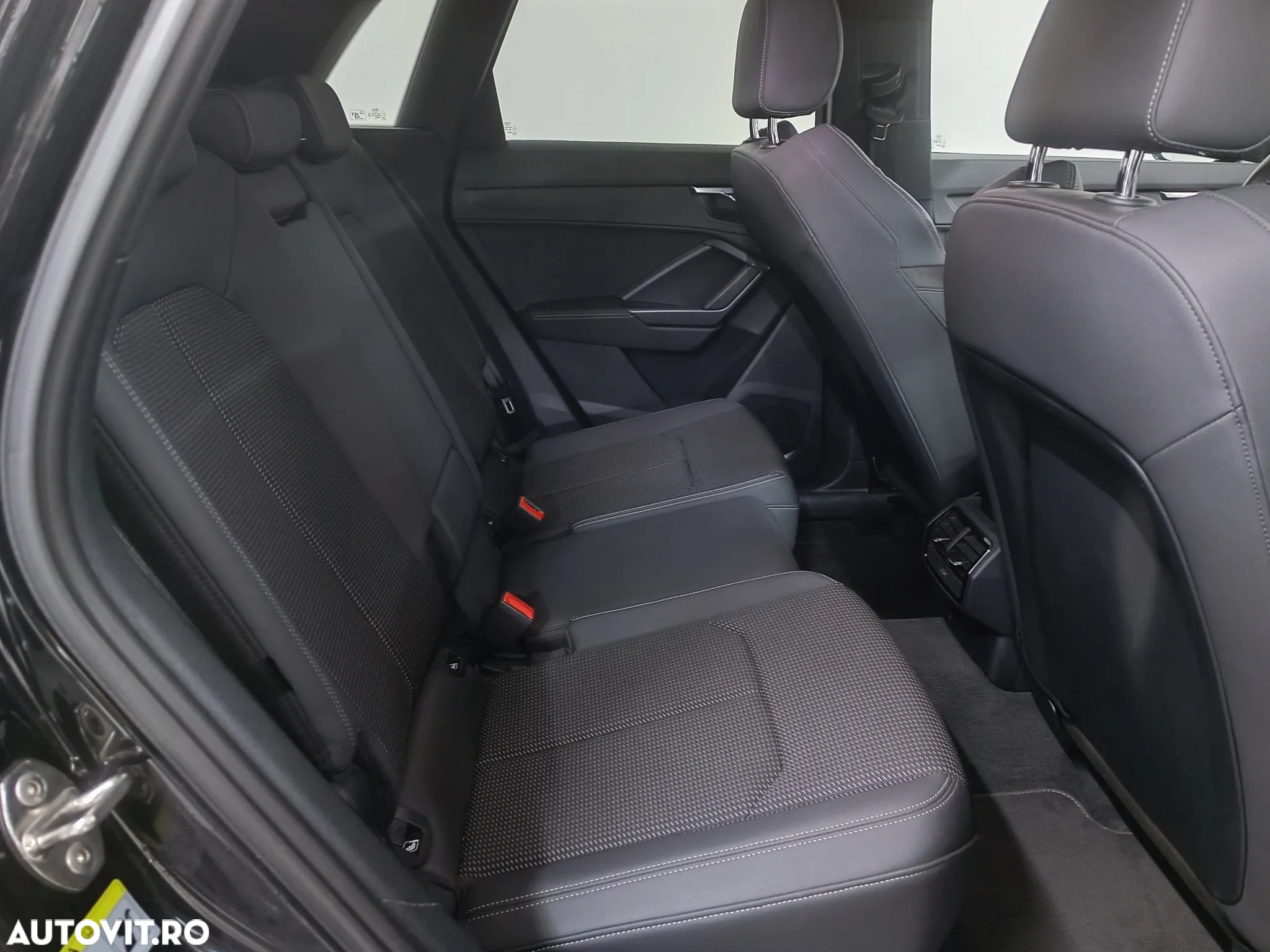 Audi Q3 2.0 40 TFSI S tronic quattro S Line - 10