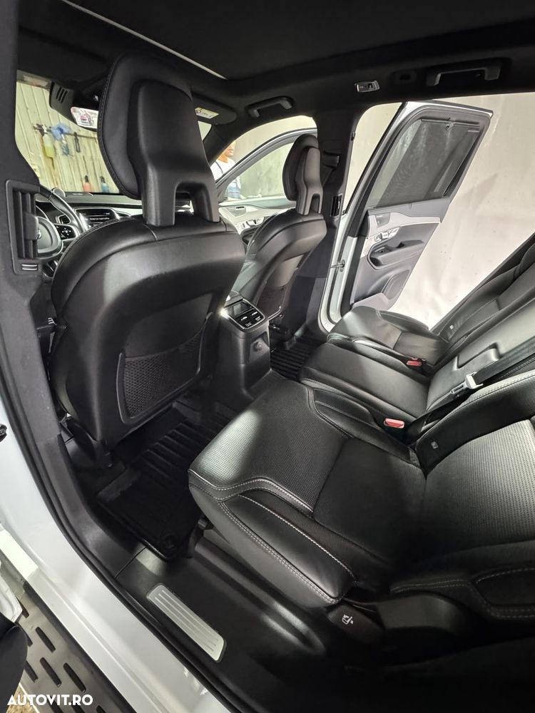 Volvo XC 90 T8 AWD Recharge Geartronic RDesign - 13