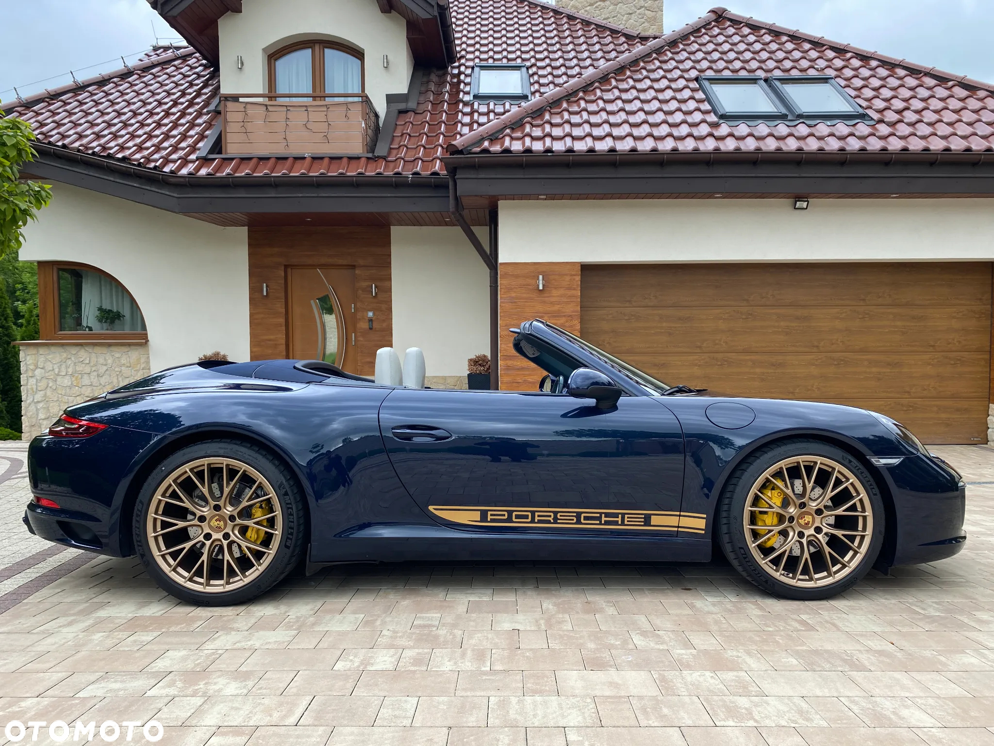Porsche 911 Carrera PDK Cabrio - 4