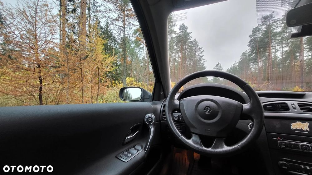 Renault Laguna Grandtour 2.0 Expression - 23