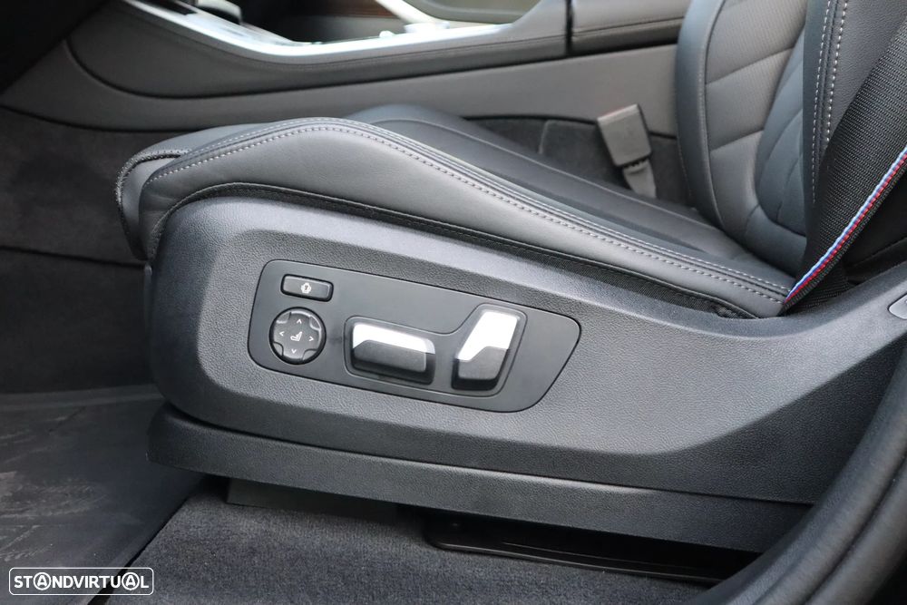 BMW X5 50 e xDrive Edição Desportiva M - 21