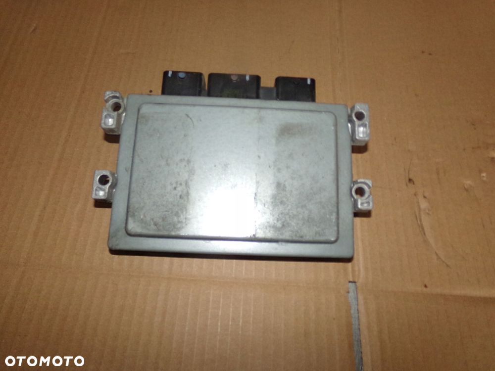 komputer silnika av21-12a650-ca fiesta mk7 1.25 16v - 3