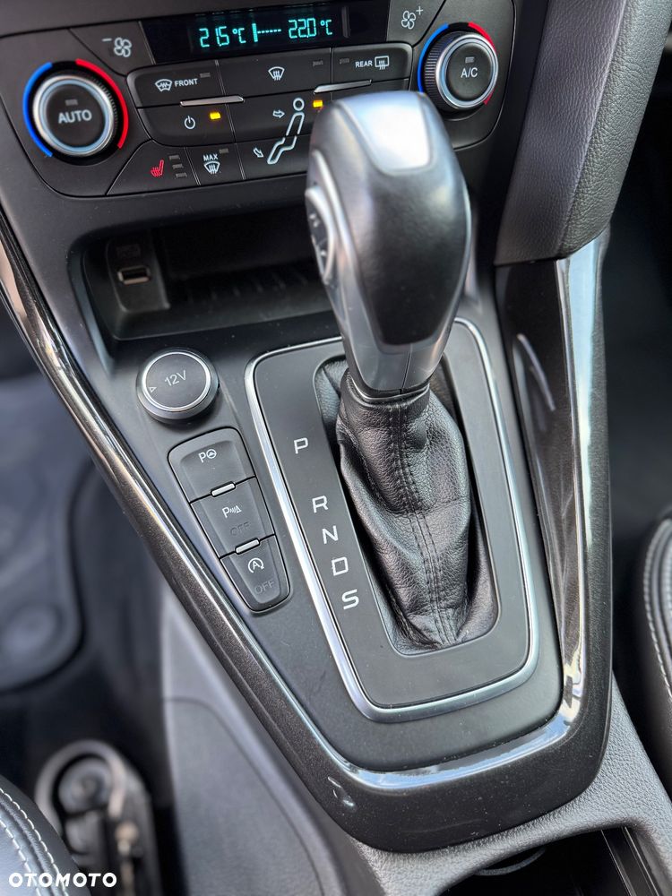 Ford Focus 2.0 EcoBlue Titanium Business - 16