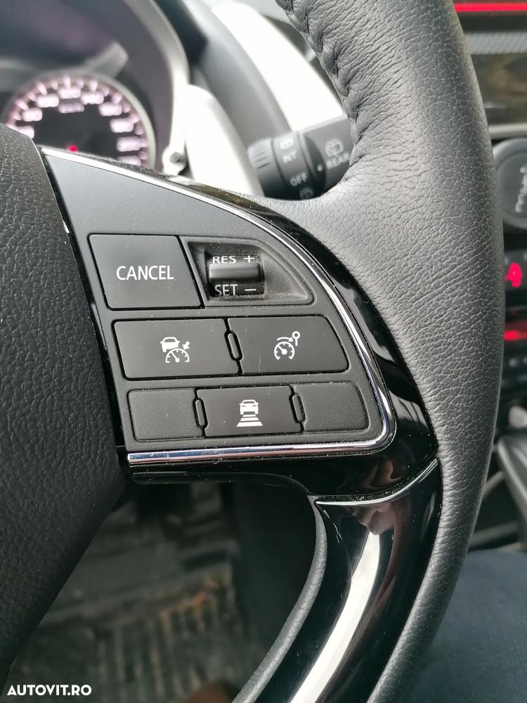 Mitsubishi Eclipse-Cross 1.5-litre 16-valve DOHC MIVEC 4X4 Instyle+ Aut. - 9