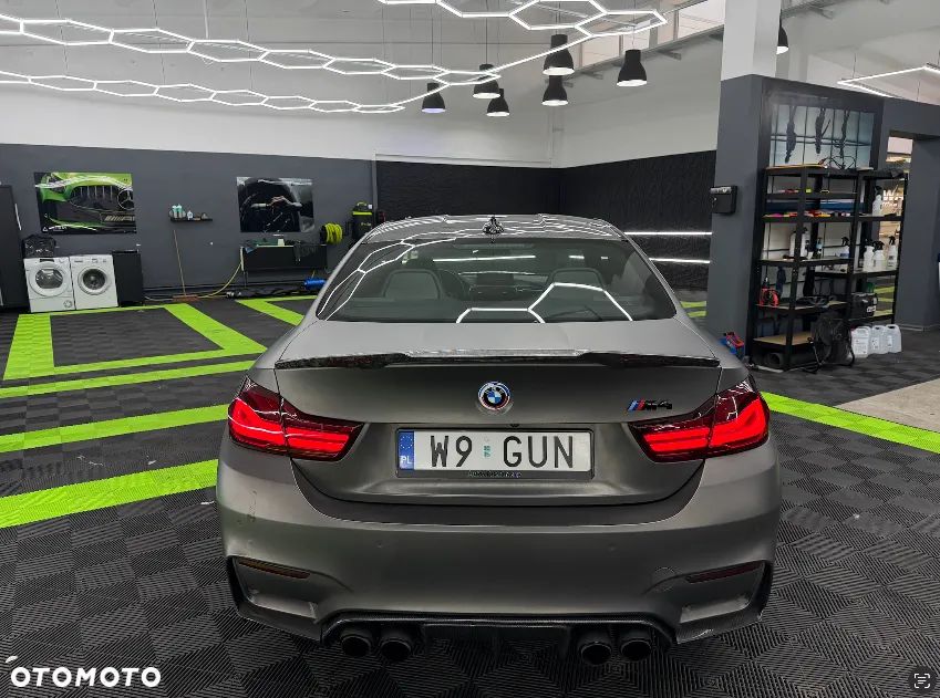 BMW M4 DKG - 10