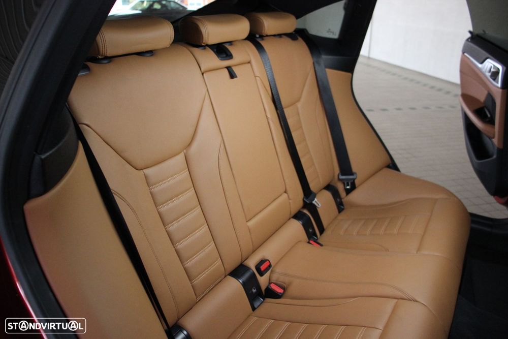BMW i4 eDrive40 Pack Desportivo M - 15