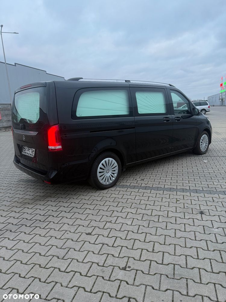 Mercedes-Benz Klasa V 220 d lang 4Matic 7G-TRONIC Exclusive Edition - 4