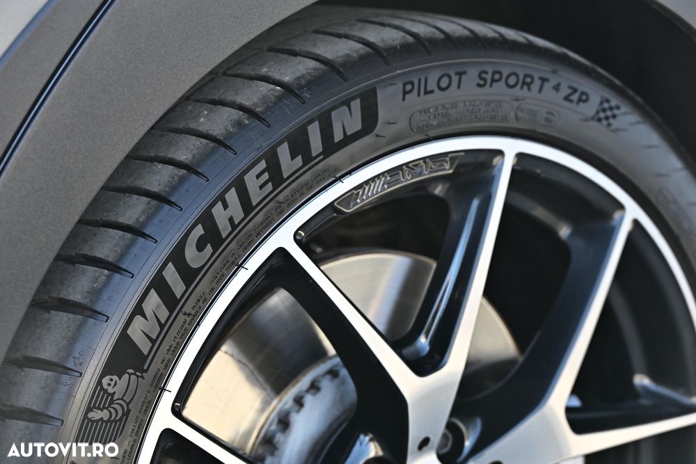 Mercedes-Benz E 450 4MATIC Aut - 10