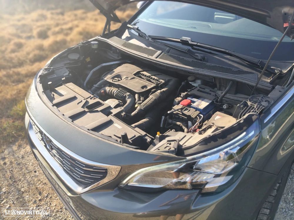 Peugeot 5008 BlueHDI 120 EAT6 Allure - 2