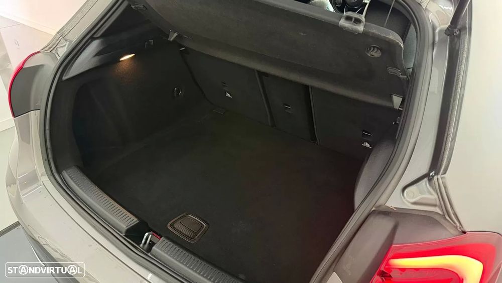 Mercedes-Benz A 180 - 36