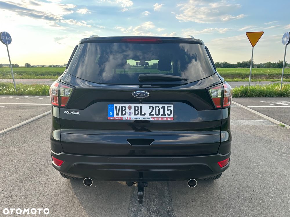 Ford Kuga 2.0 TDCi 2x4 Titanium - 22