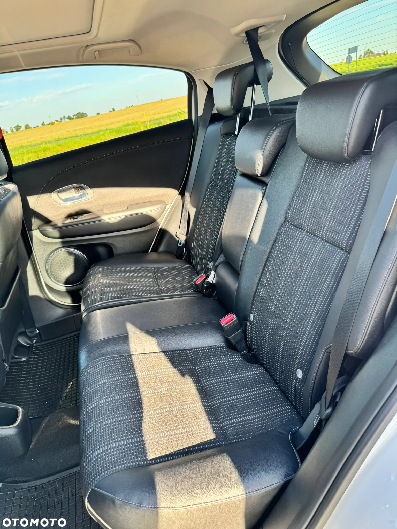 Honda HR-V 1.5 Executive (ADAS) CVT - 12