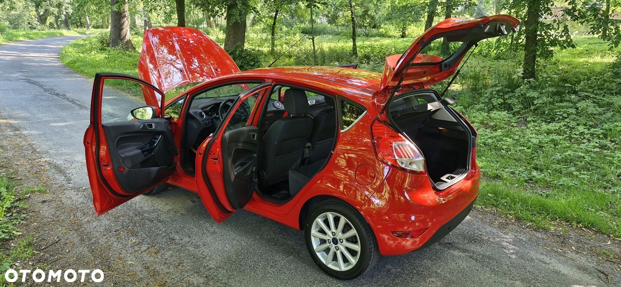 Ford Fiesta 1.0 EcoBoost S&S TITANIUM - 11